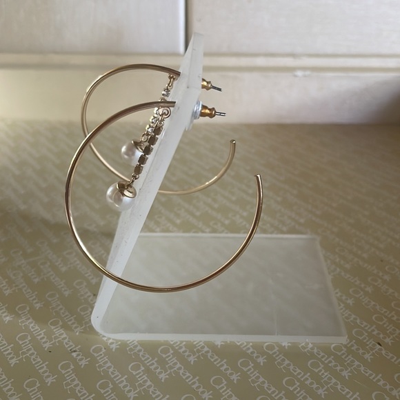 NWOT Gold Tone Hoops with Rhinestone and Pearl Accent - Picture 2 of 3